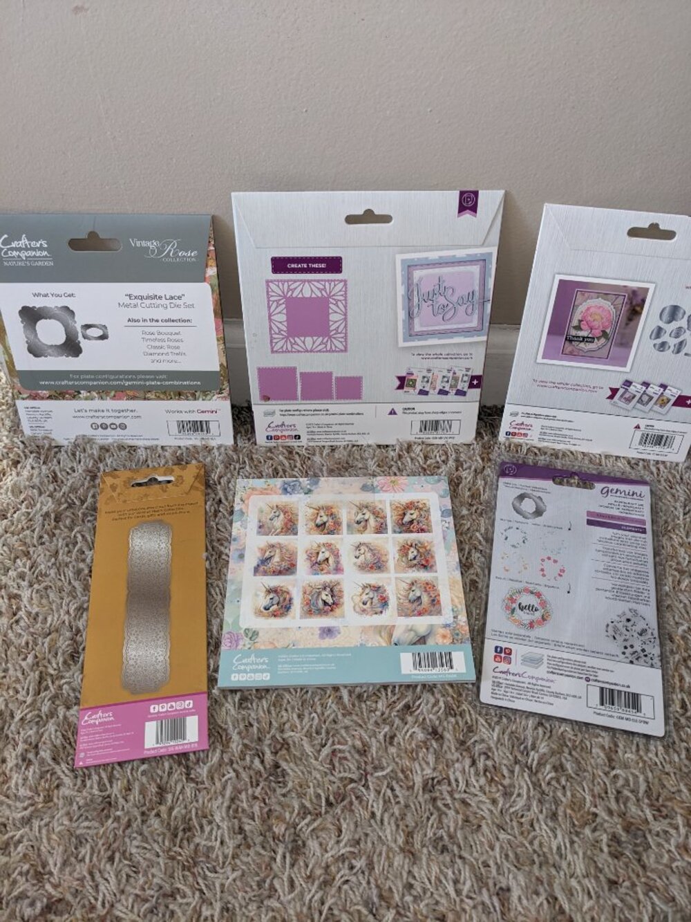 **Moving Sale** Paper Crafting - Die Cutting Bundle NWT - Picture 8 of 14